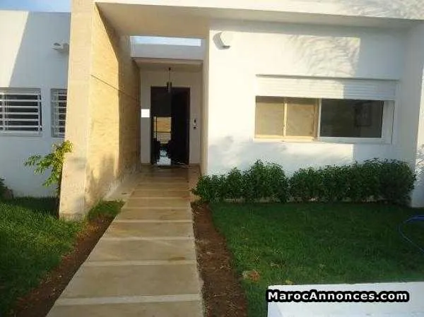 Villa de 450m² a louer à route zaîr - الرباط (3)