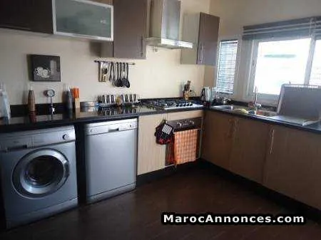 Villa de 450m² a louer à route zaîr - الرباط