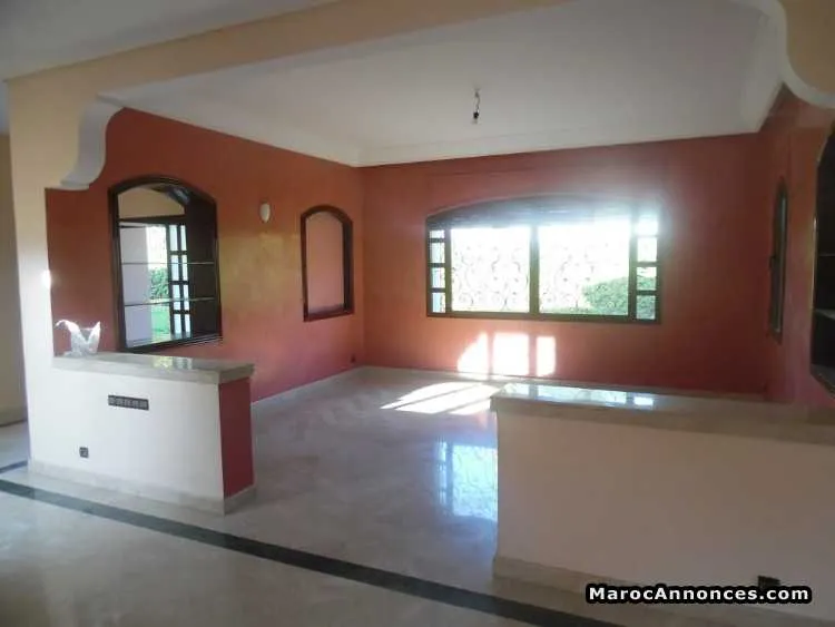 Villa en location à souissi - الرباط