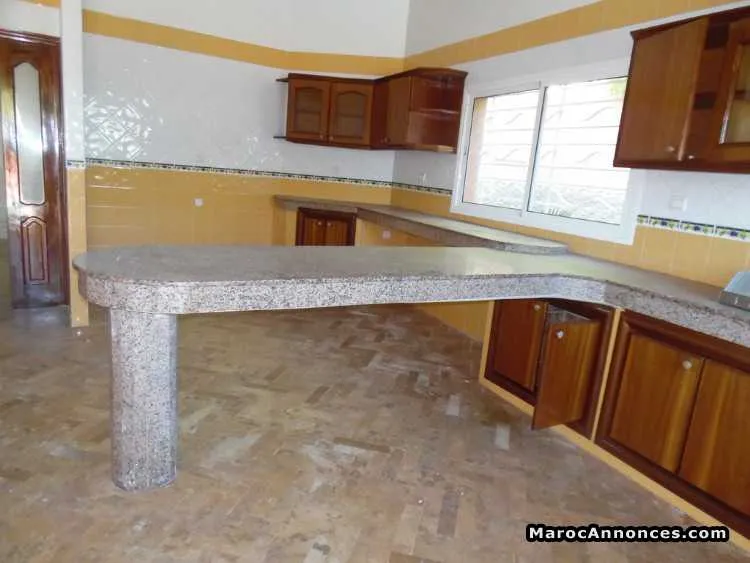 Villa en location à souissi - الرباط (3)
