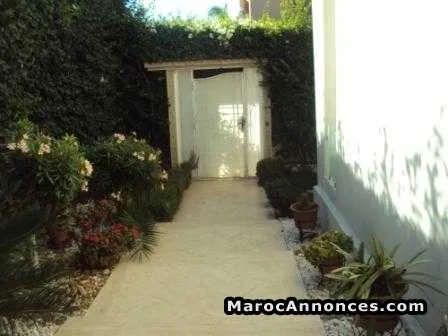 Location villa moderne meublé à oasis - الدار البيضاء (2)