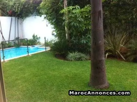 Villa vide à la location  à l’oasis - الدار البيضاء (3)