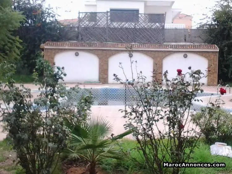 Villa de 1500 m² à californie - الدار البيضاء (2)