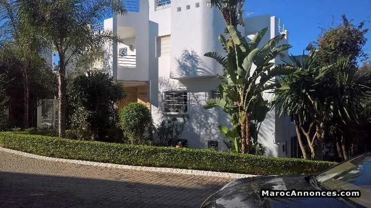 Villa  à louer 550 m² - الدار البيضاء