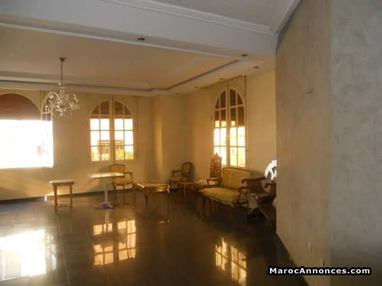 Étage de villa en location au quartier mers sultan - الدار البيضاء