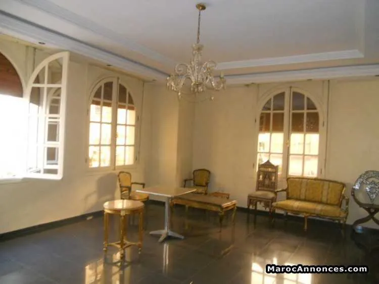 Étage de villa en location au quartier mers sultan - الدار البيضاء (2)