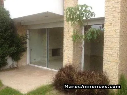 villa vide à louer à bouskoura - الدار البيضاء (2)