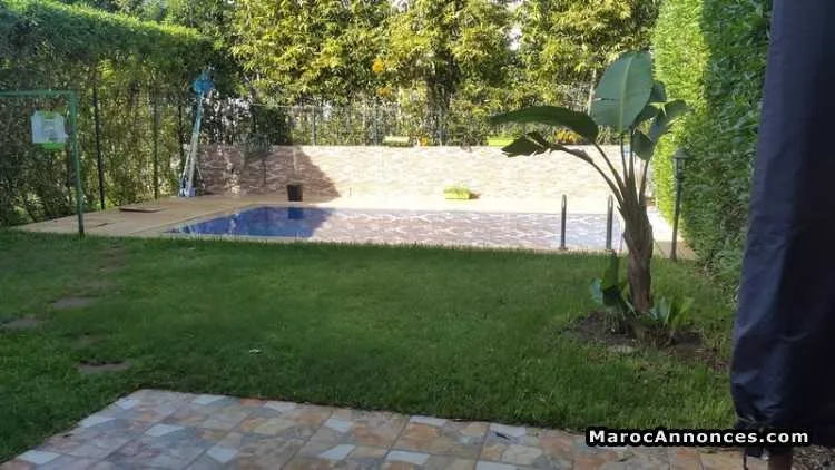 Villa  en location meublée - الدار البيضاء (3)