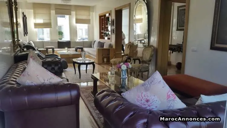 Villa  en location meublée - الدار البيضاء