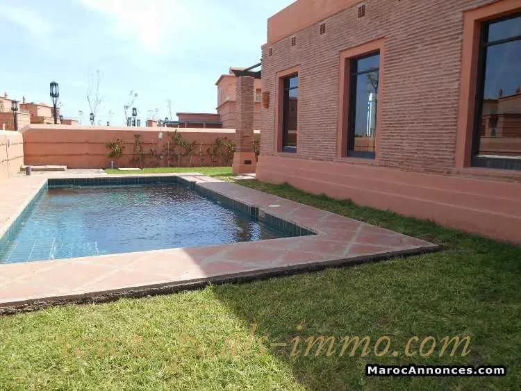 Jolie villa en location longue durée à marrakech - مراكش