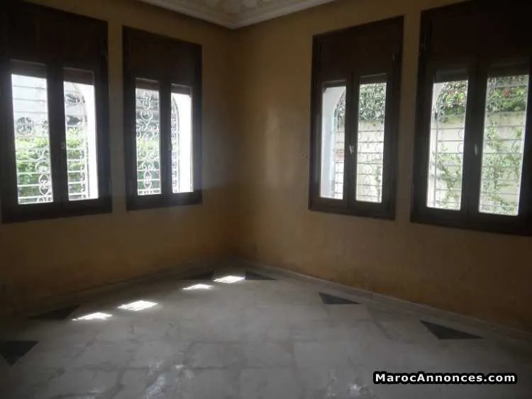 Villa en location à ain diab - الدار البيضاء (3)