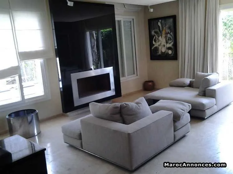 Villa de 360 m² à ain daib - الدار البيضاء (2)