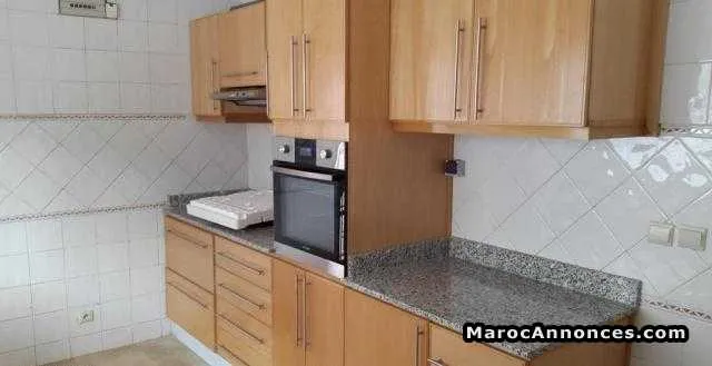 Villa de 540 m² à oasis - الدار البيضاء (2)
