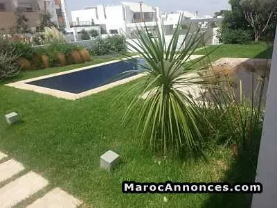 Villa   600 m² à bouskoura - الدار البيضاء