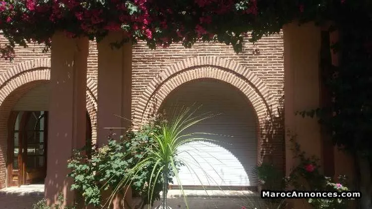 Villa 2000 m2 bir kacem - الرباط