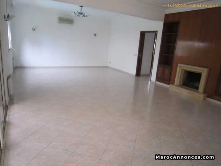 Location  villa vide à hay riad - الرباط (3)