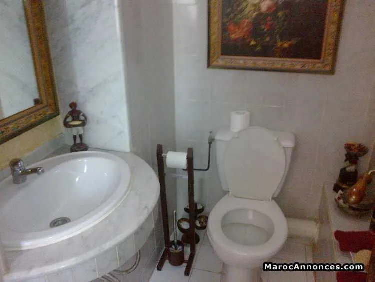 Villa de 360 m² à ain daib - الدار البيضاء (2)