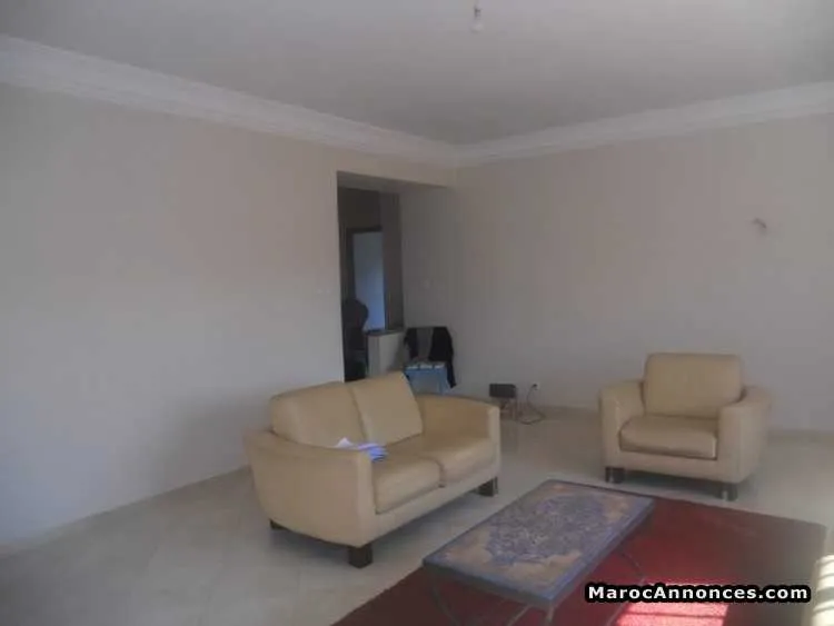 Étage de villa en location au quartier cil hay sal - الدار البيضاء (2)