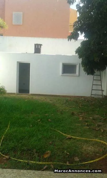 Villa a louer 500m² a hay riad - الرباط