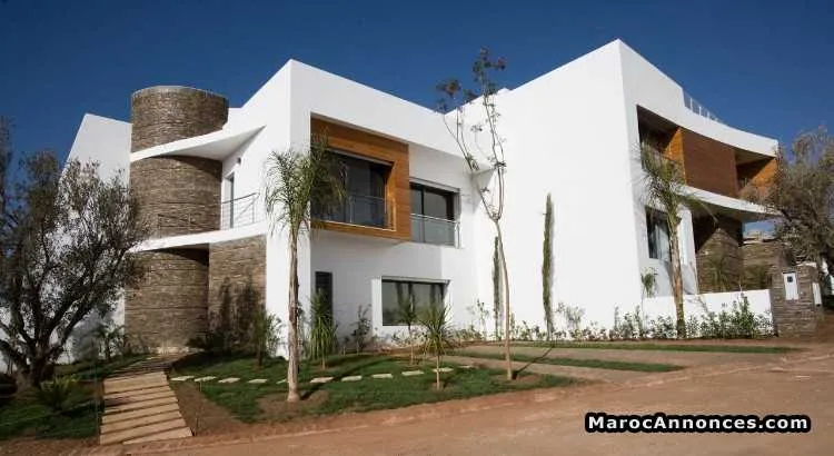 Villa de 700 m² à ain diab - الدار البيضاء