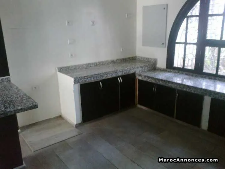 villa de 500 m² à val d'anfa - الدار البيضاء (3)