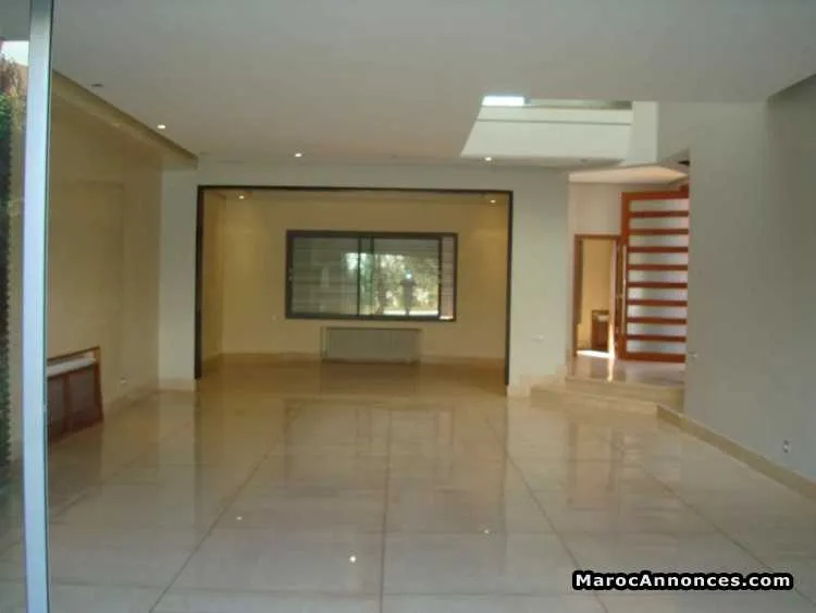 Villa en location à ain diab ii   644 m² - الدار البيضاء (3)