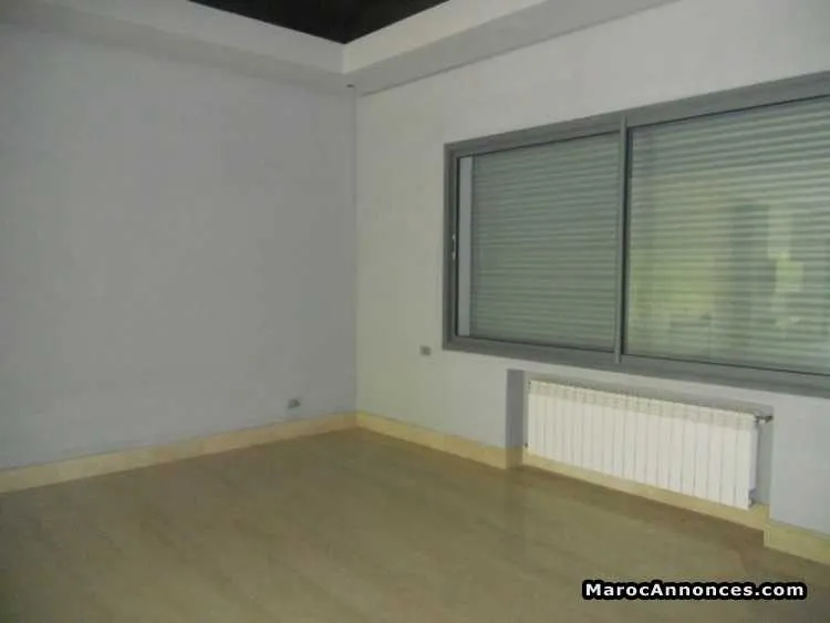 Villa en location à ain diab ii - الدار البيضاء (2)