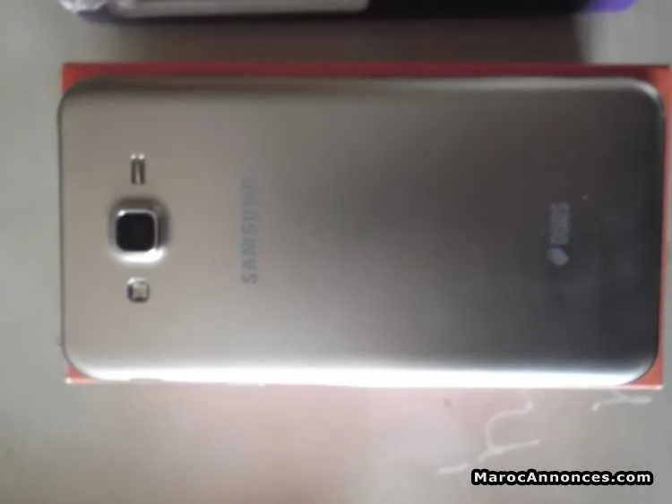 Samsung galaxy j7 - الدار البيضاء (2)
