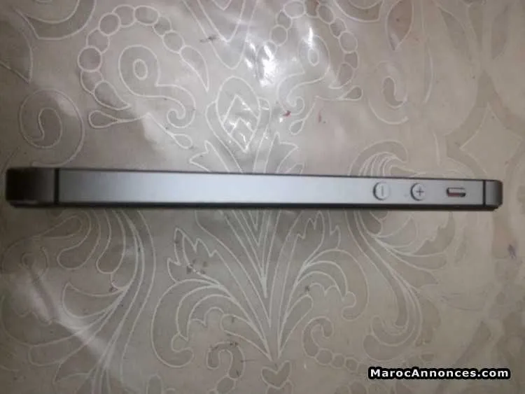 Iphone 5s noir 16go - الرباط (3)