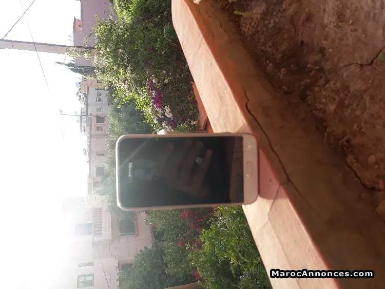 Samsung j1 2016 neuf afficheur casser bon prix!! - مراكش