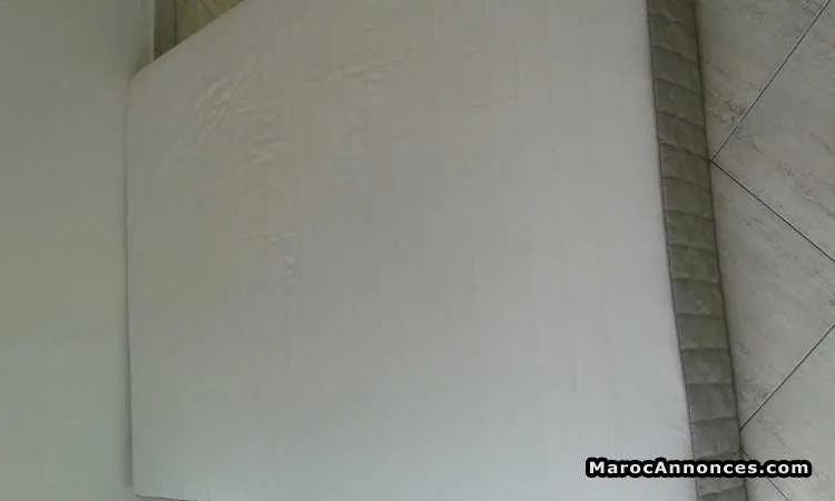 Matelas à ressorts ferme hafslo 600 dh - الدار البيضاء