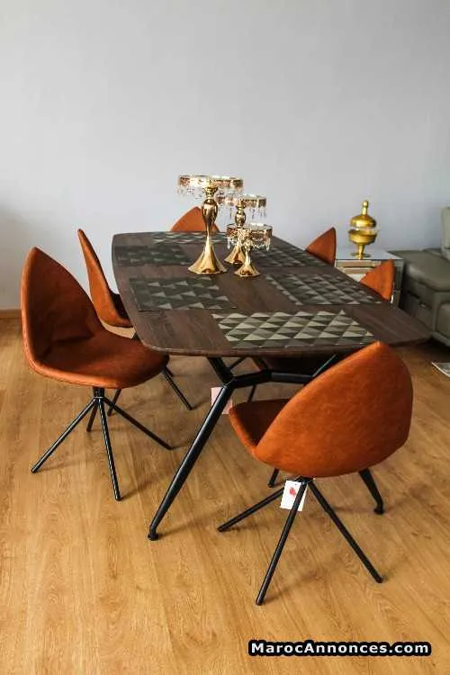 Chaise table à manger simili cuir - الدار البيضاء