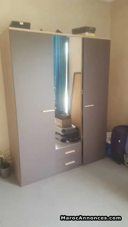Armoire en bois - مراكش