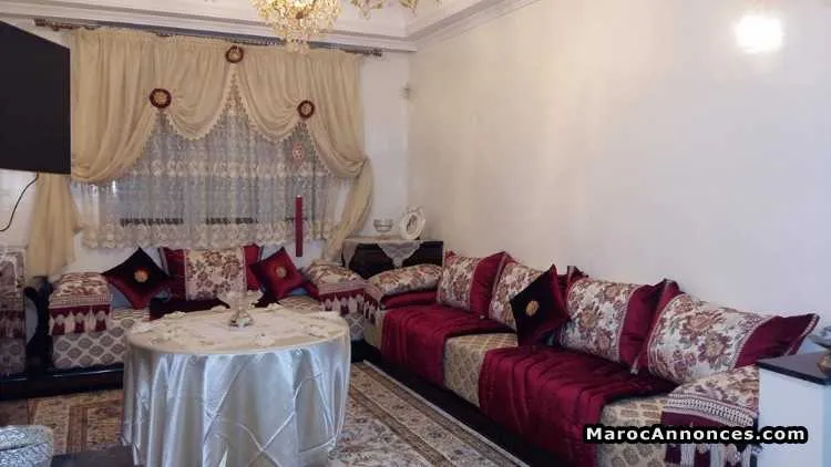 Salon l presque neuf - الدار البيضاء
