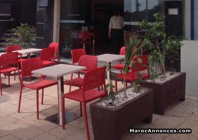Table et chaise restauration - أكادير