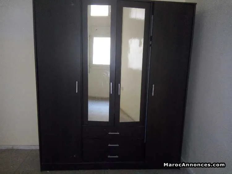 Armoire tres bon etat - سلا
