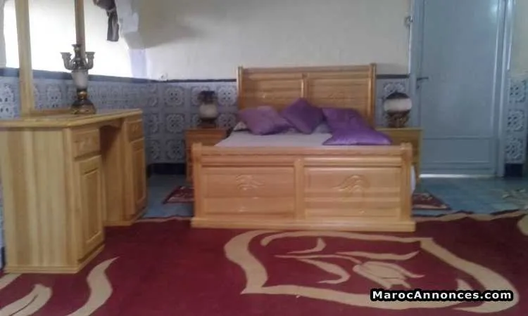 Lit + commode + meuble cÈdre - ميدلت