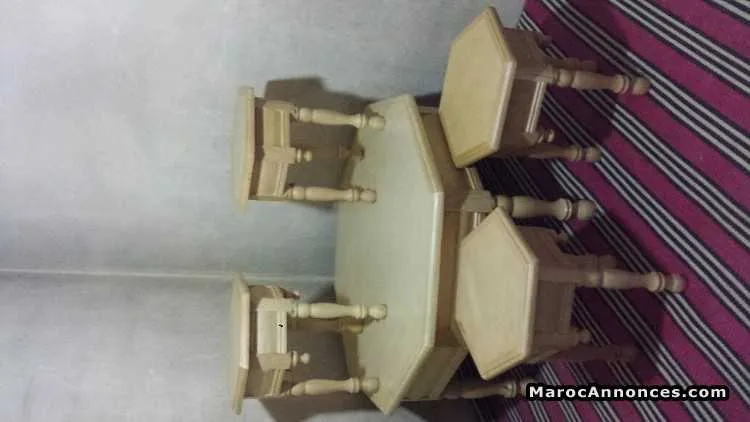 Tables avec 4 cendries - ميدلت (3)