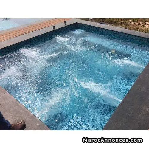 Piscine et jacuzzi installation équipement - أكادير
