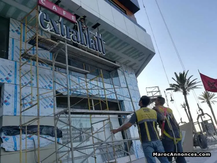 Panneau publicitaire,habillage façade en alucobond - الدار البيضاء