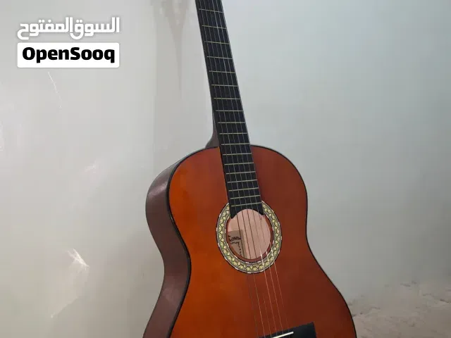 ألة موسيقى Guitar classique للبيع - الدار البيضاء