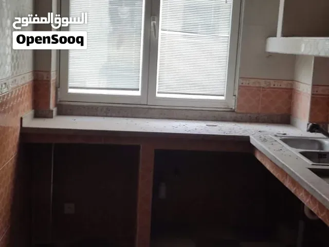 شقة للبيع في سيدي مومن النهضة طابق الاول الدار البيضاء المساحة 62 مسجلة محفظة التمن 38 مليون - الدار البيضاء