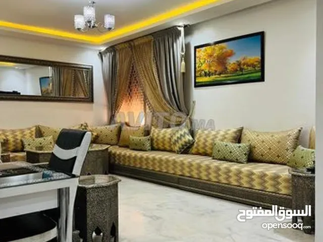 شقة مفروشة للإيجار اليومي في مدينة مراكش جيليز روعة تحتوى على صالون مغربي و مكيف و بالكون و مسبح.... - مراكش