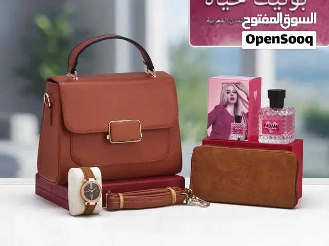 فيه صاك خدمة متقونة  ساعة أنيقة  ريحة رائعة pack - أكادير