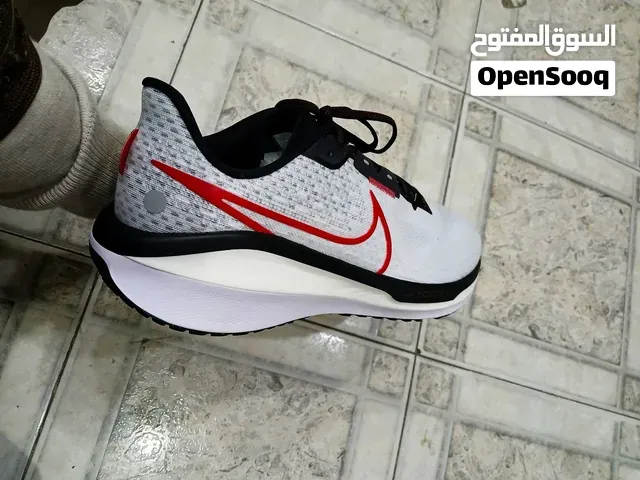 Nike Vomero plus Original  Pointure 47 #original_Kenitra حذاء رياضي اوريجينال مستورد من أوروبا - القنيطرة