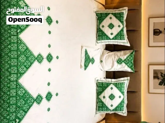 جلسة العروس ايزار ديال الناموسية + 2 مخاد ومزود - مكناس