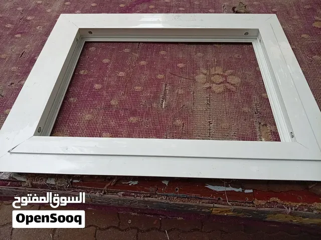 نافدة من نوع المنيوم - سطات