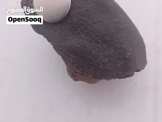 حجر طبيعي نادر-250g - Météorite Sahar - ورزازات