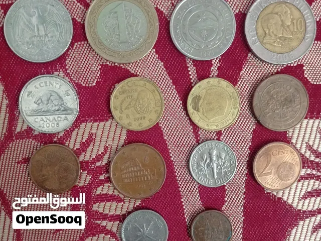 عملات معدنية قديمة من مختلف دول العالم - الدار البيضاء