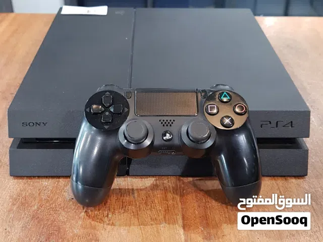 PlayStation 4 version 11.56 500G 2 manettes et caméra PS - الدار البيضاء